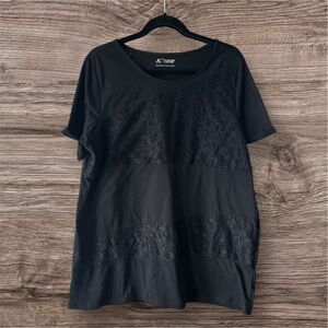 Pennington's DC Jeans Black T-Shirt With Lace Details Size 0X